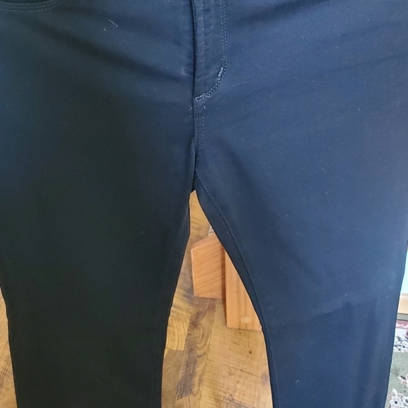 NYDJ LiftXTuck Slimming Fit Barbara Bootcut Black Sz. 4P Jeans - Picture 3 of 13